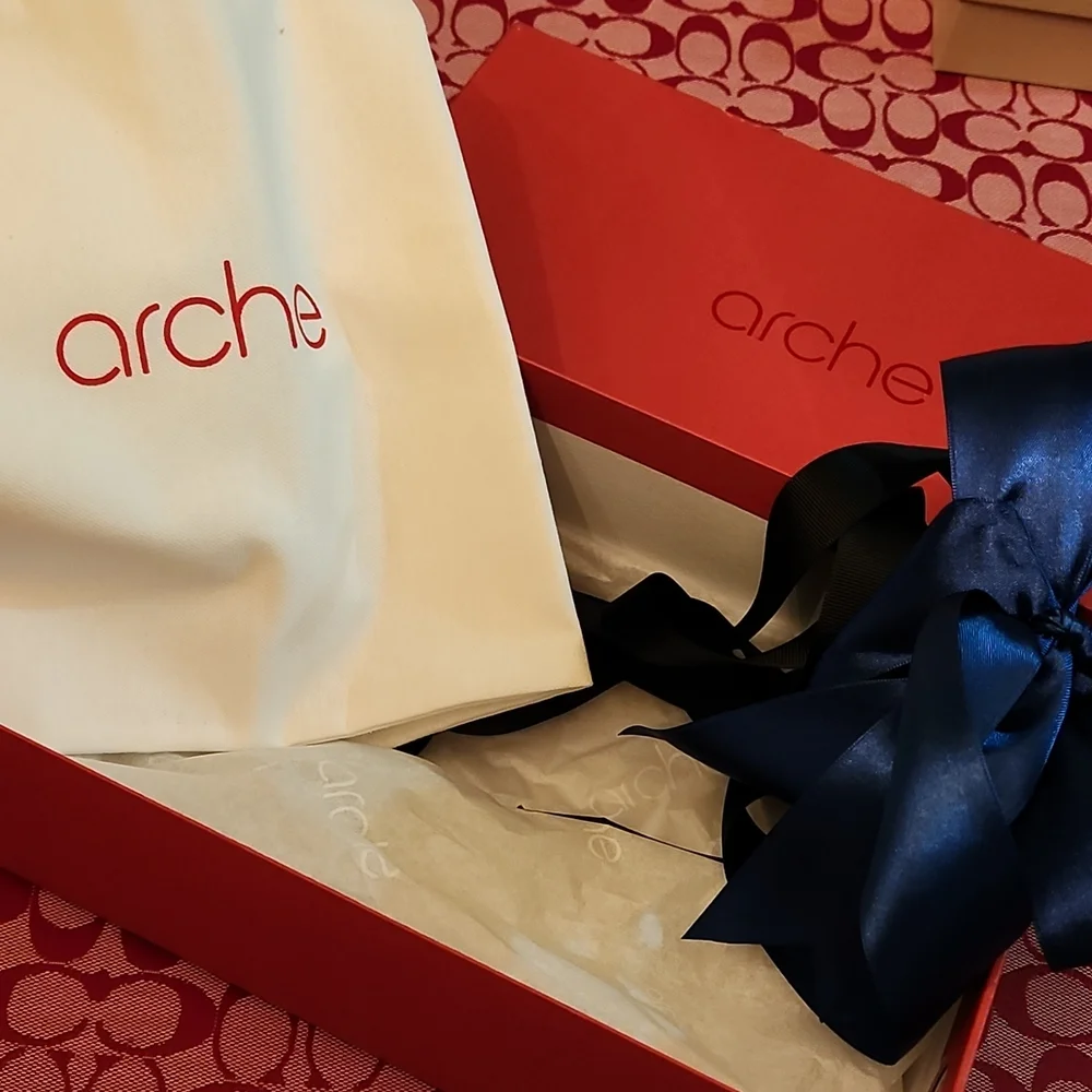 Shoe  Box - Picture 4 of 4